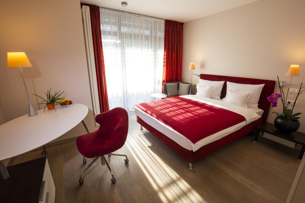 Design Hotel Zollamt 카이저슬라우테른 외부 사진